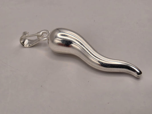 Sterling Silver Cornicello Pendant Italian Horn Good Luck Charm 29mm 1.7g Minimalist Amulet | Clamdiggers Forge